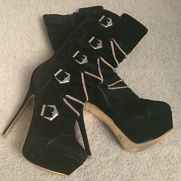 Size 9 - Picture 3 of 3